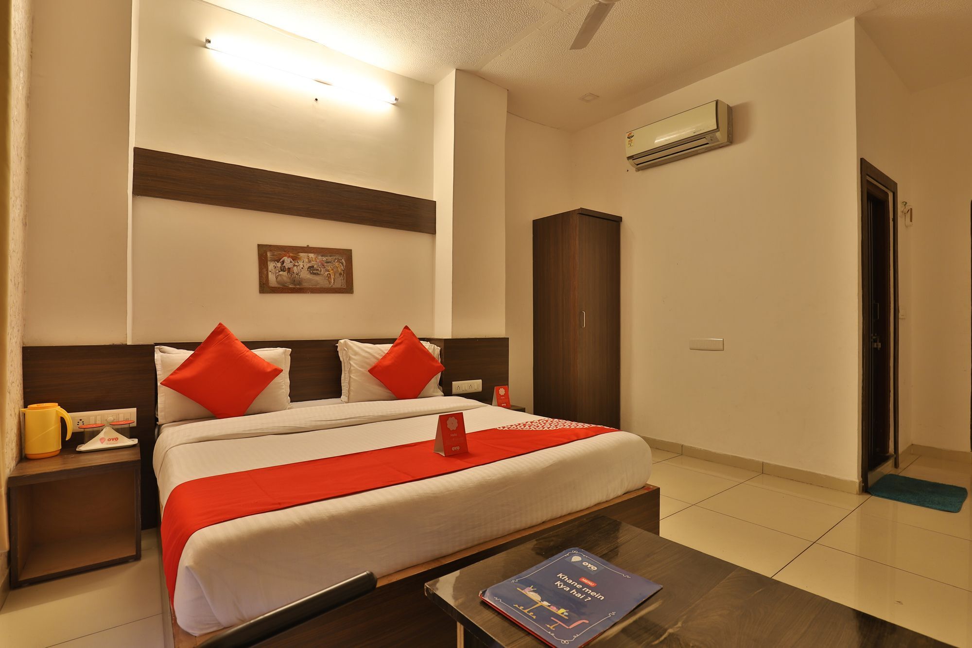 Oyo 11649 Hotel Mahima Gandhinagar Eksteriør bilde